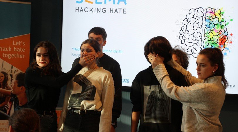The consequences of online hate speech – a teenager’s perspective